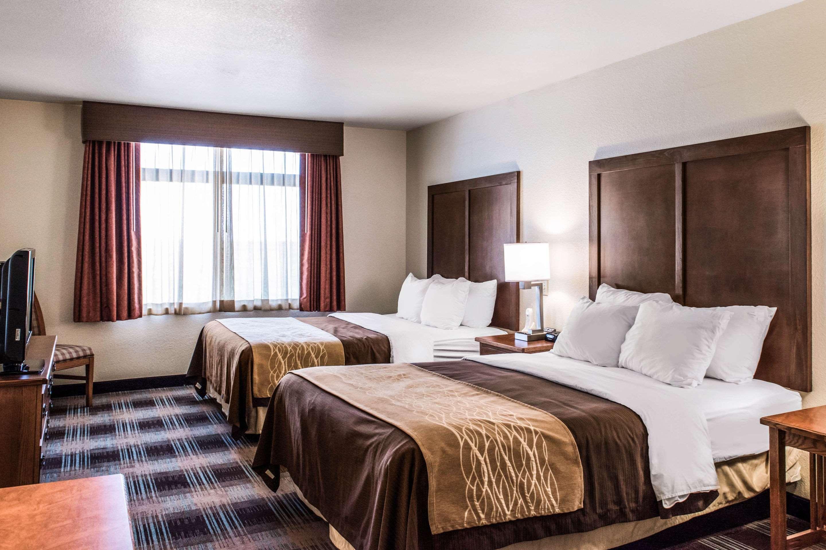 Comfort Inn & Suites Шеридан Экстерьер фото