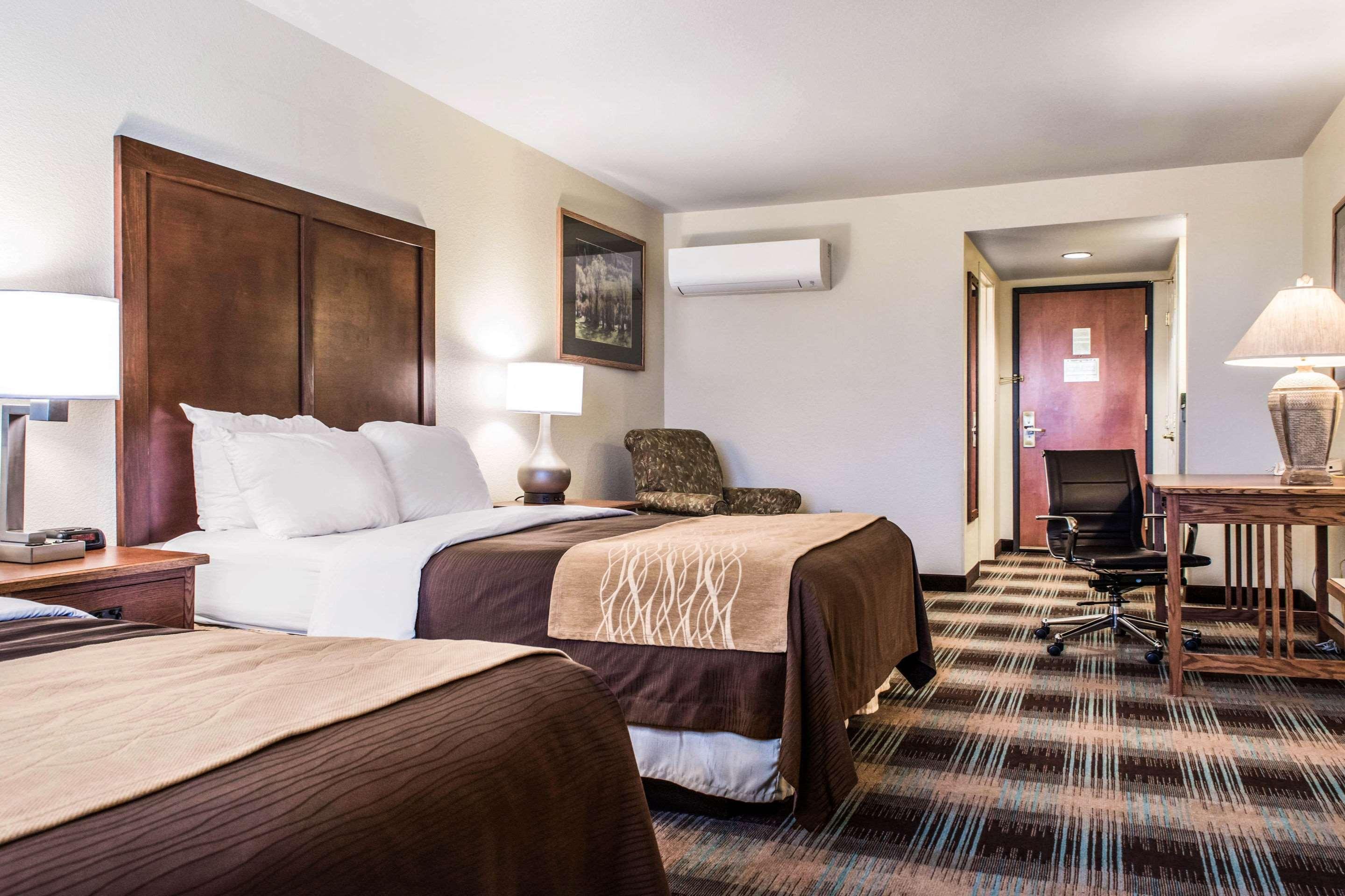 Comfort Inn & Suites Шеридан Экстерьер фото