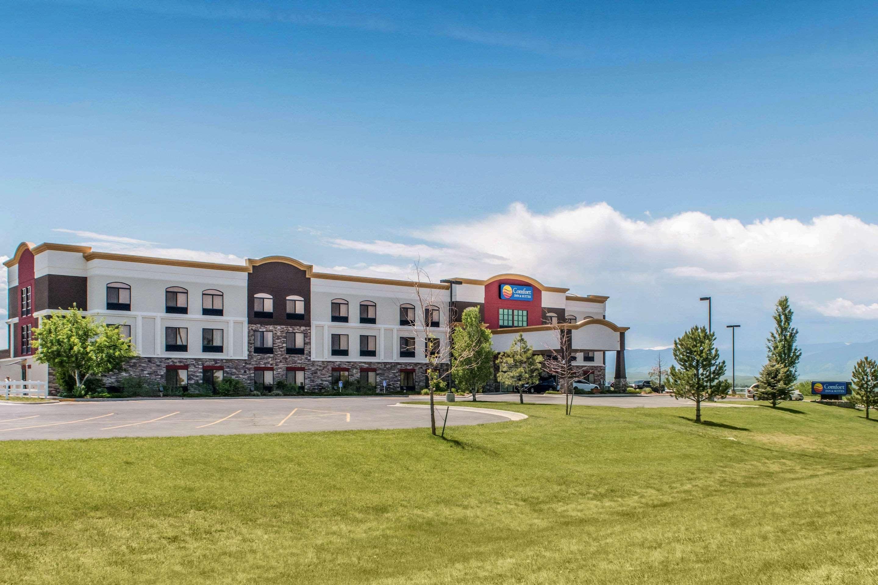 Comfort Inn & Suites Шеридан Экстерьер фото