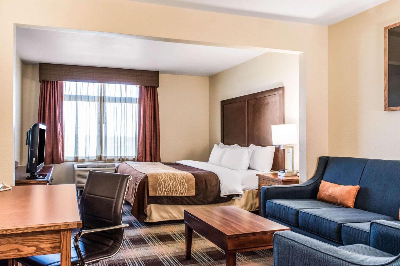 Comfort Inn & Suites Шеридан Экстерьер фото